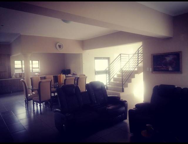 4 BEDROOM HOUSE FOR SALE IN OHENIMURI